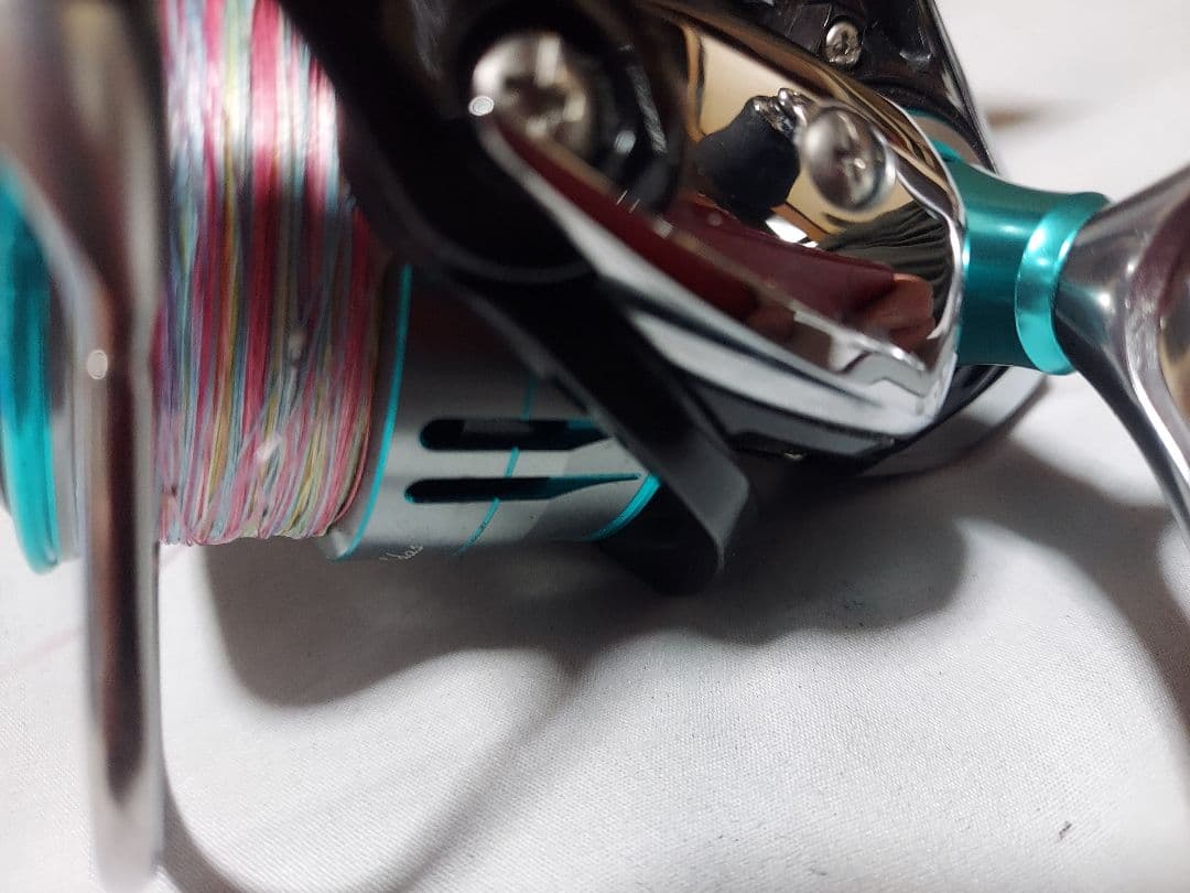 スピニングリール ダイワ19エメラルダス LT3000S-CH-DH