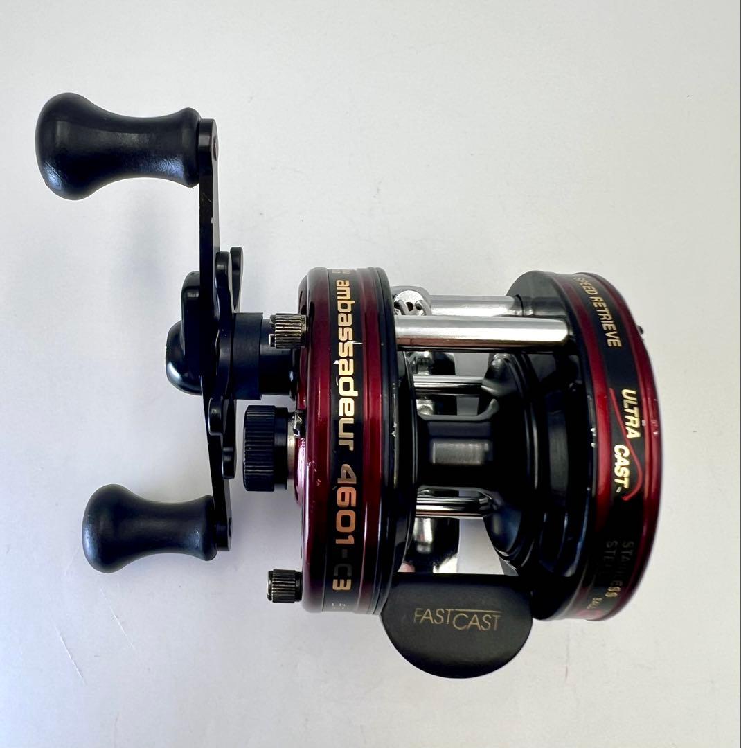 Abu Garcia 4601 C3 左巻き ワインカラー 020003
