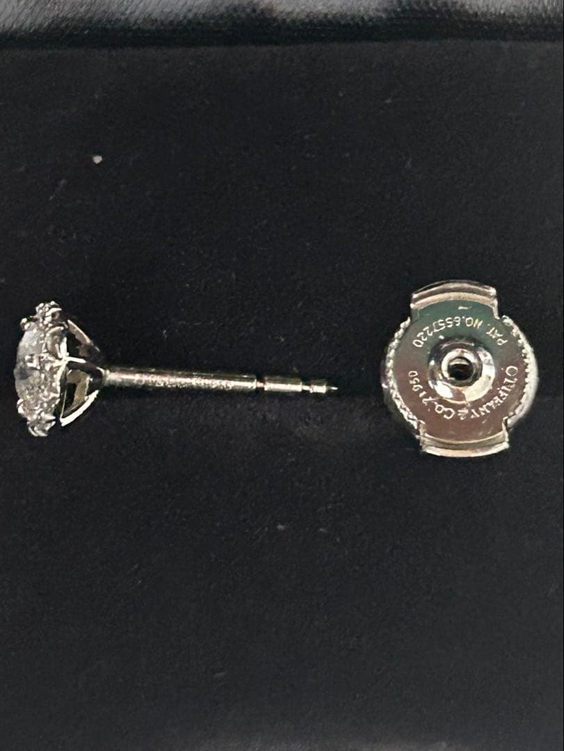 ティファニー　ダイヤモンドピアス片耳　プラチナ
