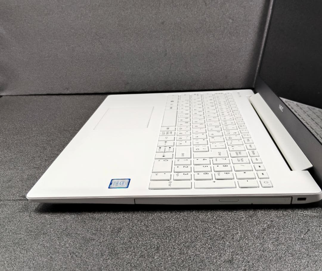 ノートパソコン windows11 office付き i5 ssd 第八世代