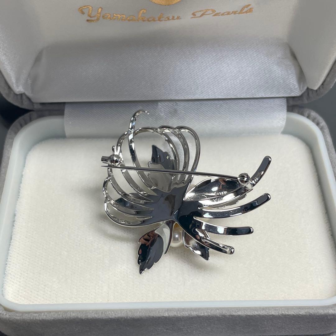 アコヤ本真珠　ブローチ