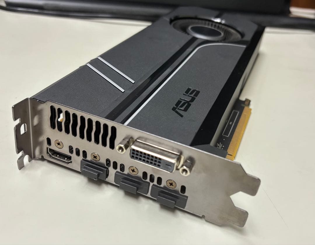 グラフィックボード・グラボ・ビデオカード ASUS NVIDIA GeForce GTX1070 8GB