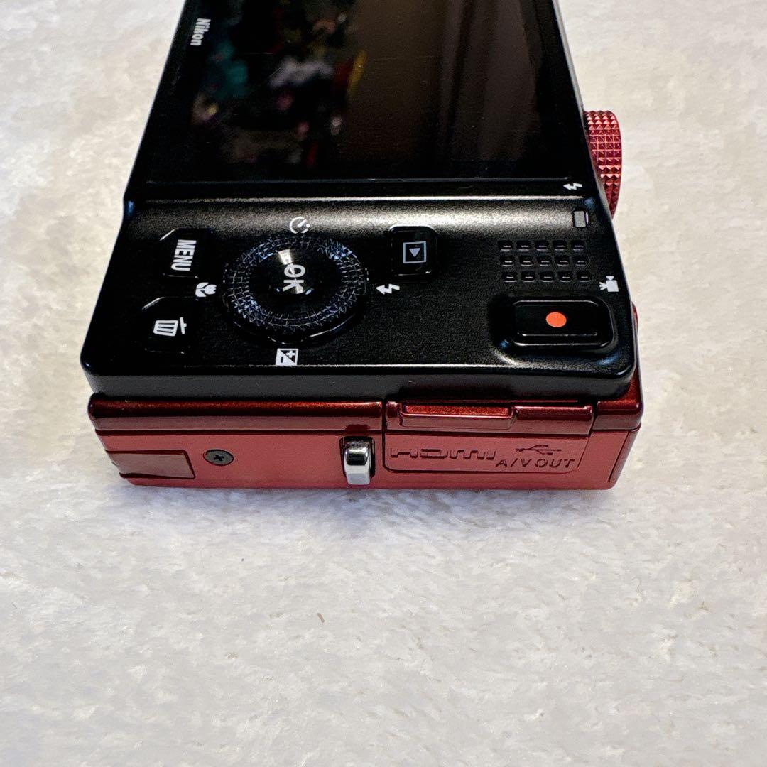Nikon COOLPIX S8200 レッド