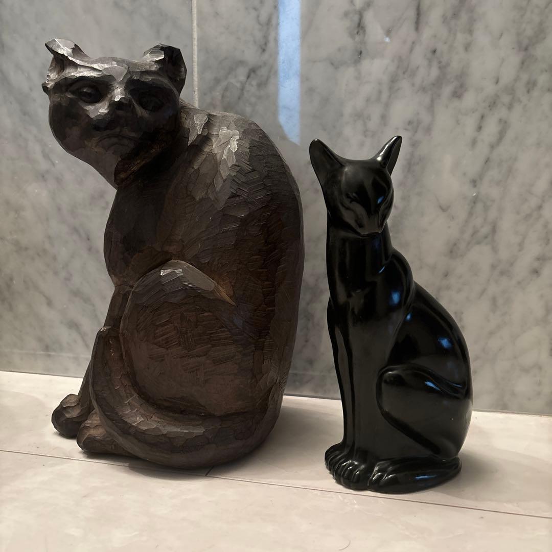 1970-80年代ビンテージ　スマートな体型でとても雰囲気があるアートな猫の陶器