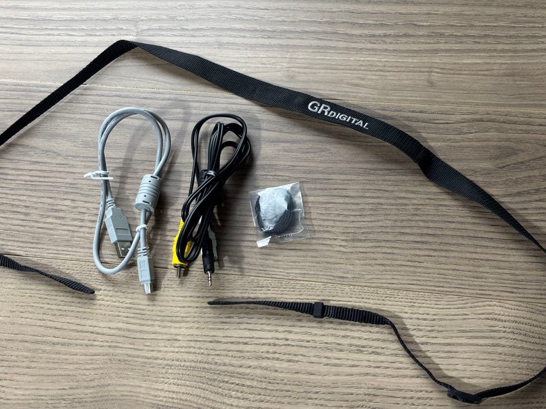 RICOH GR DIGITAL II カスタムレザーケース付き 中古