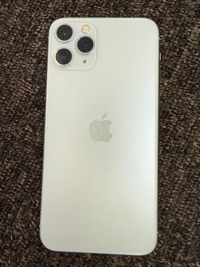 Apple iPhone 11 Pro シルバー 本体 ジャンク品