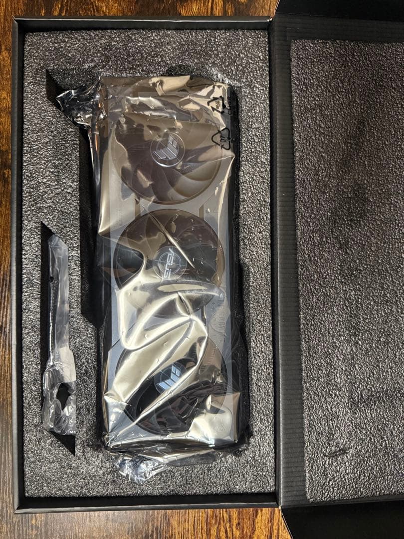 グラフィックボード・グラボ・ビデオカード ASUS TUF GAMING RTX 4070 Ti 12GB OC