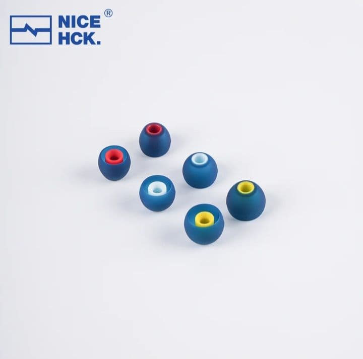 17点セット イヤホン イヤーピース イヤホンケース 3.5mm変換ケーブル