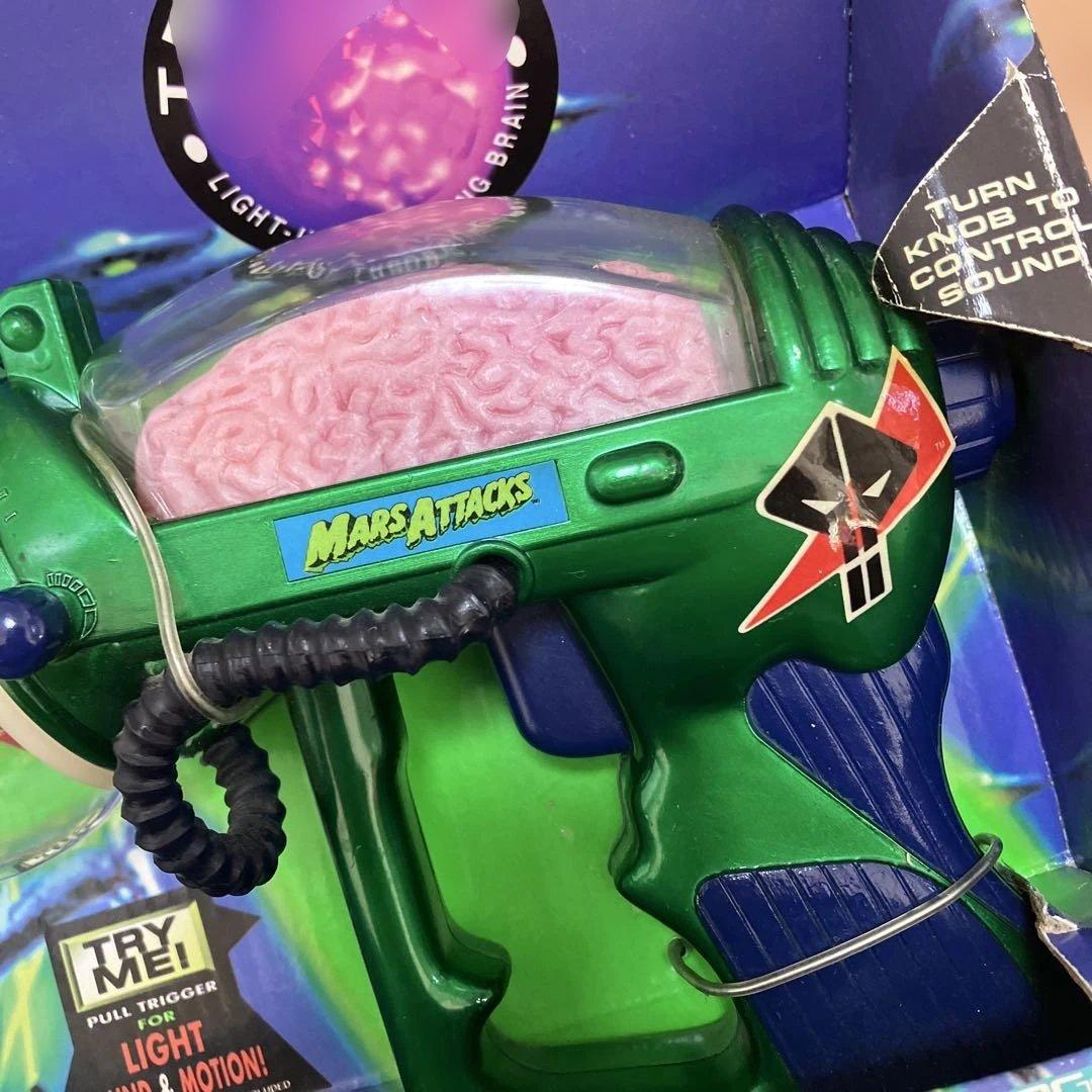 マーズアタック スペース　ガン　未開封　光線銃　フィギュア