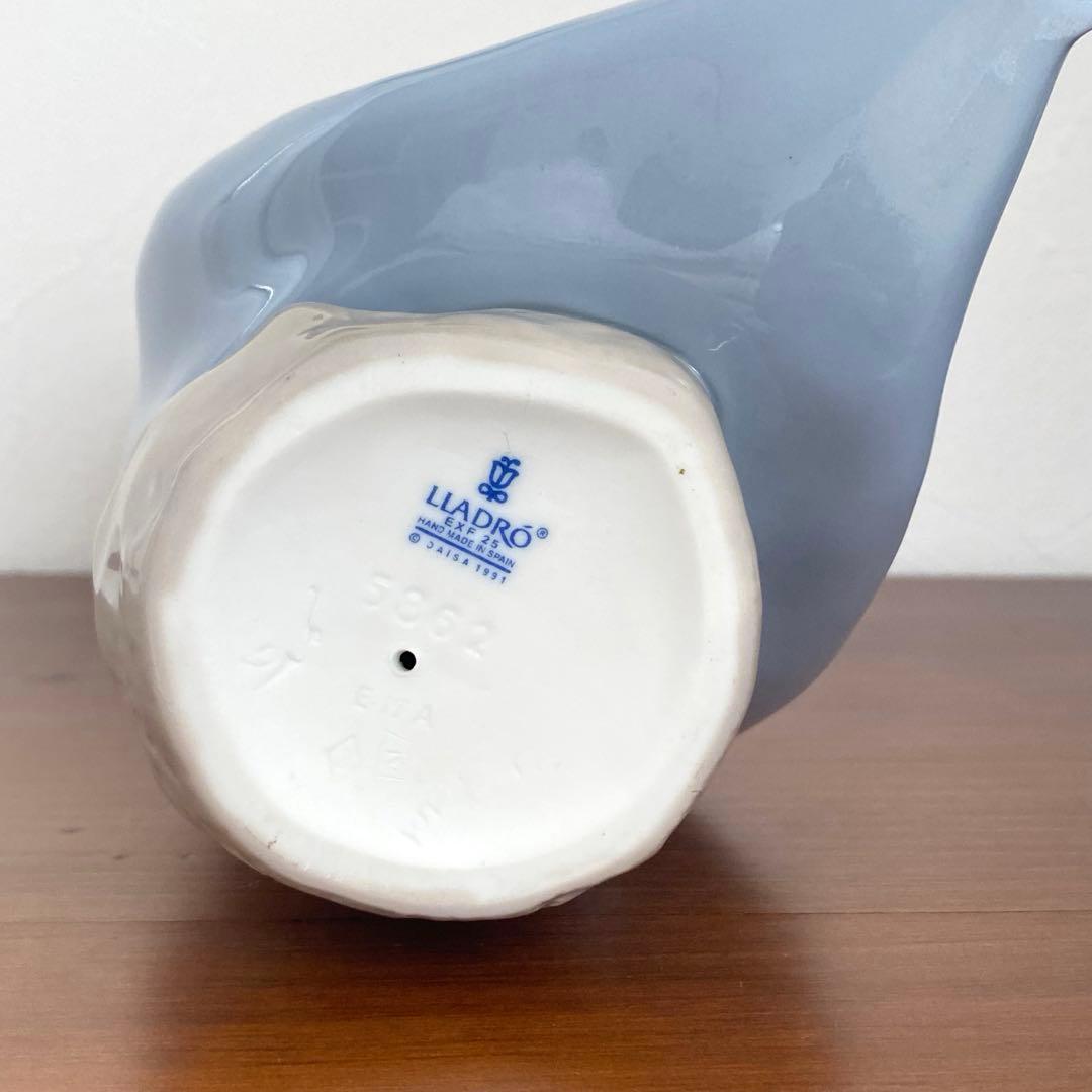 LLADRO リヤドロ 花の香りに包まれて