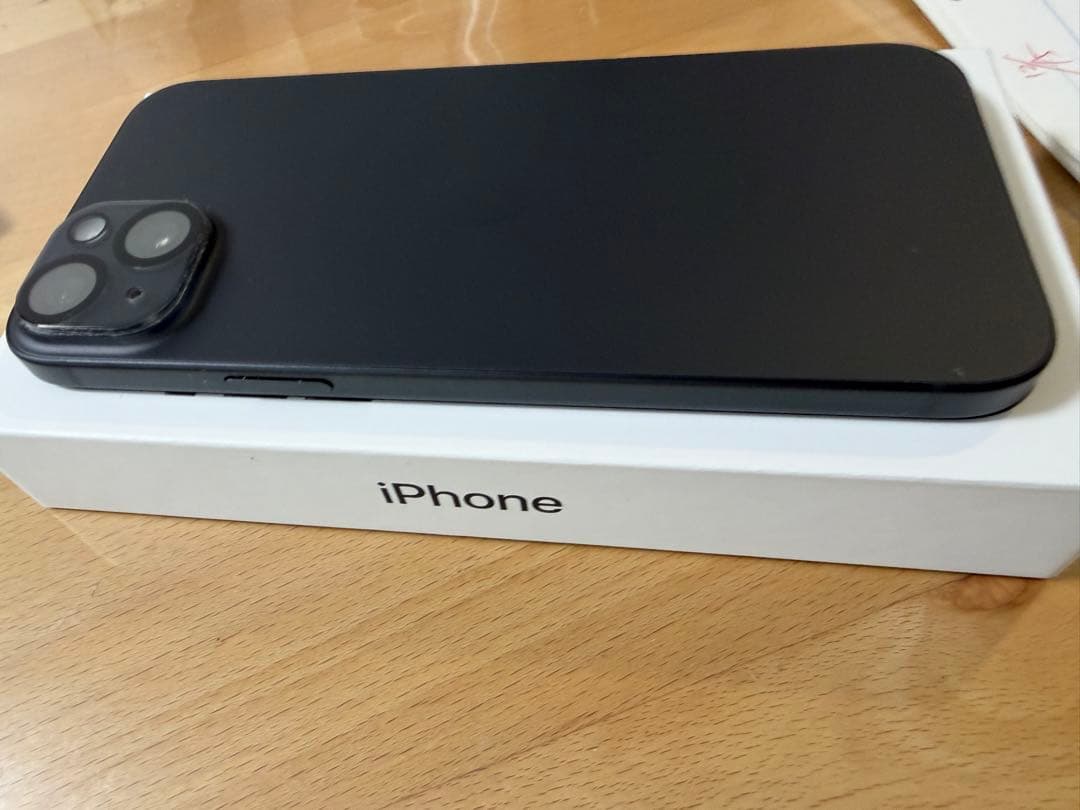 【美品】iPhone15 Plus 256GB