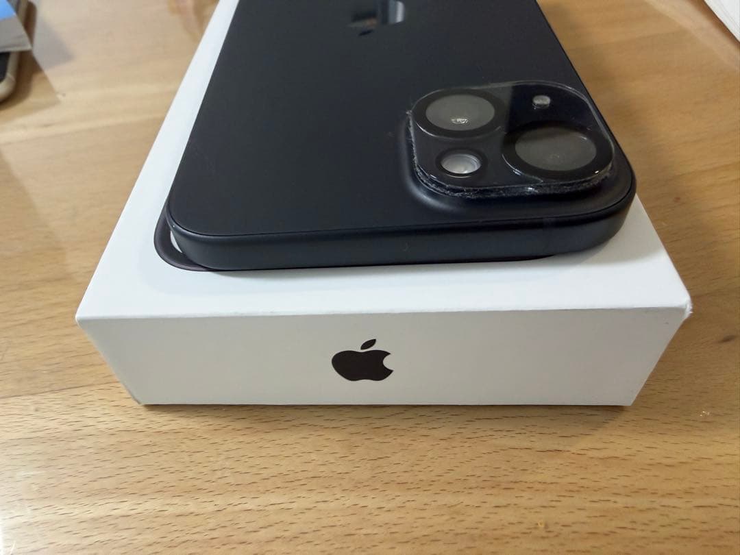 【美品】iPhone15 Plus 256GB