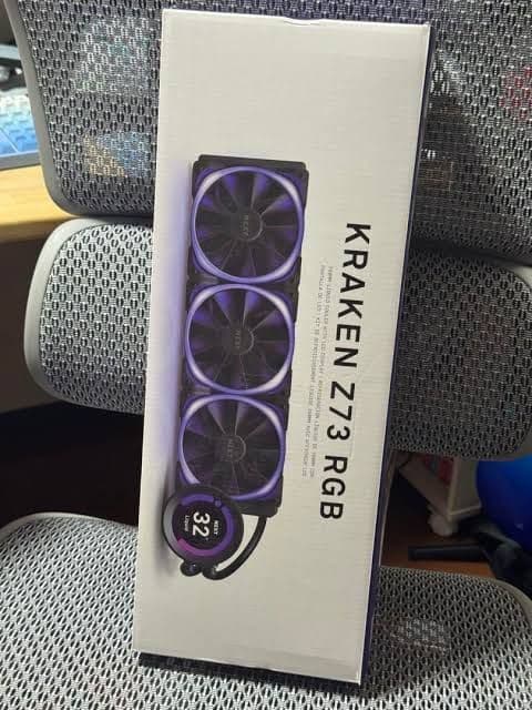 NZXT Z73 KRAKEN ホワイト