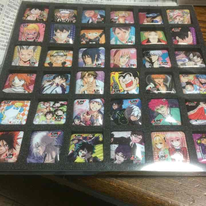 ジャンプ漫画のバッジ