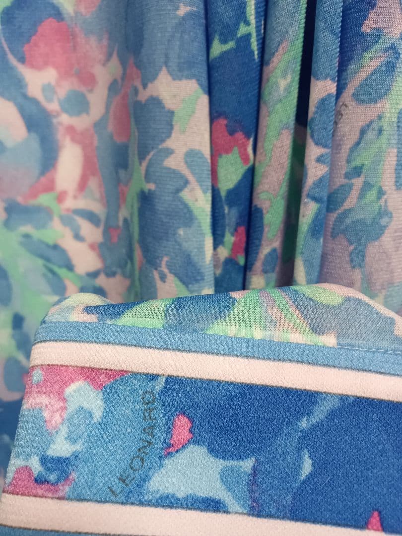 美品　レオナール　シースルーカーディガン　ゆったり40