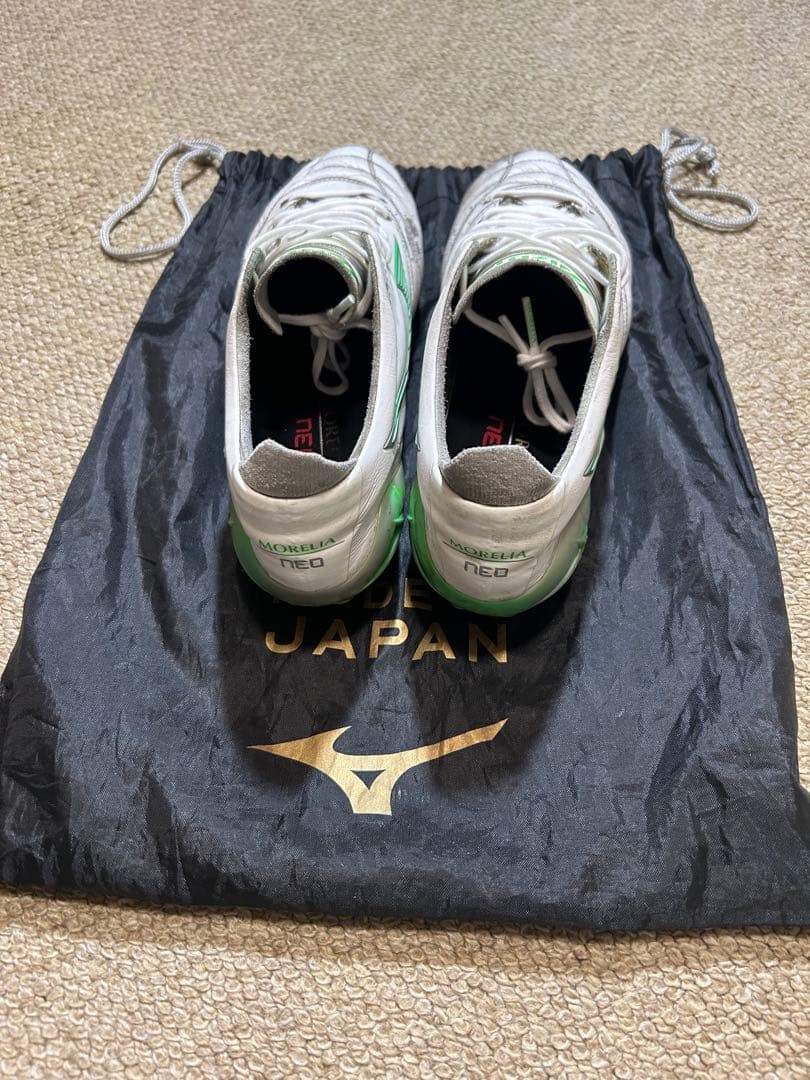 ミズノ モレリアネオ4 【限定色】25cm シューズケース付き