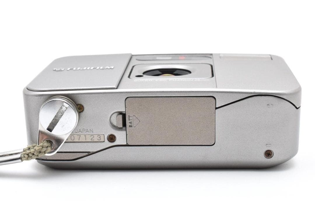 FUJIFILM Cardia mini TIARA コンパクト フィルムカメラ