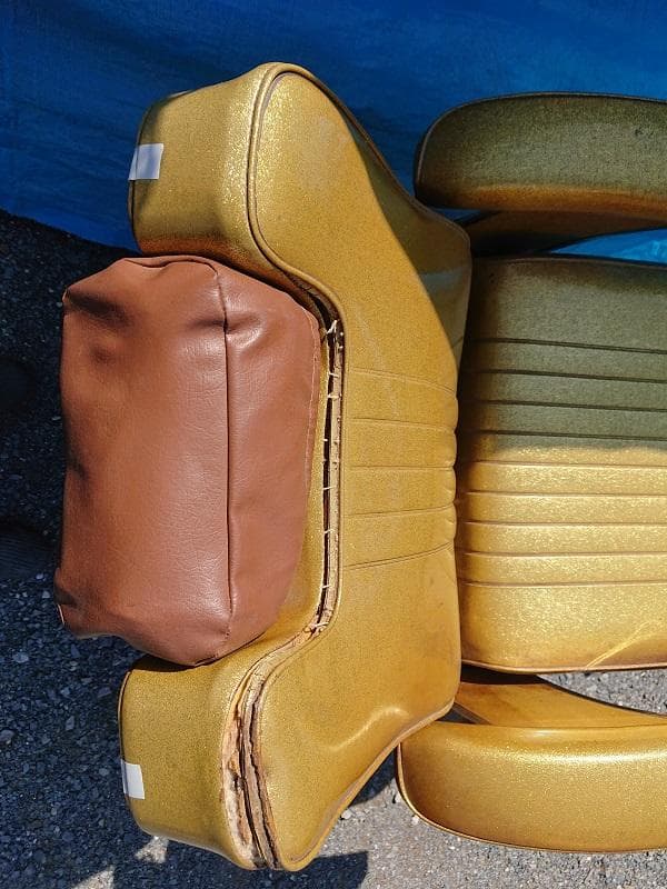 タカラベルモント 理容用椅子 100V 美容室　引取り限定です。