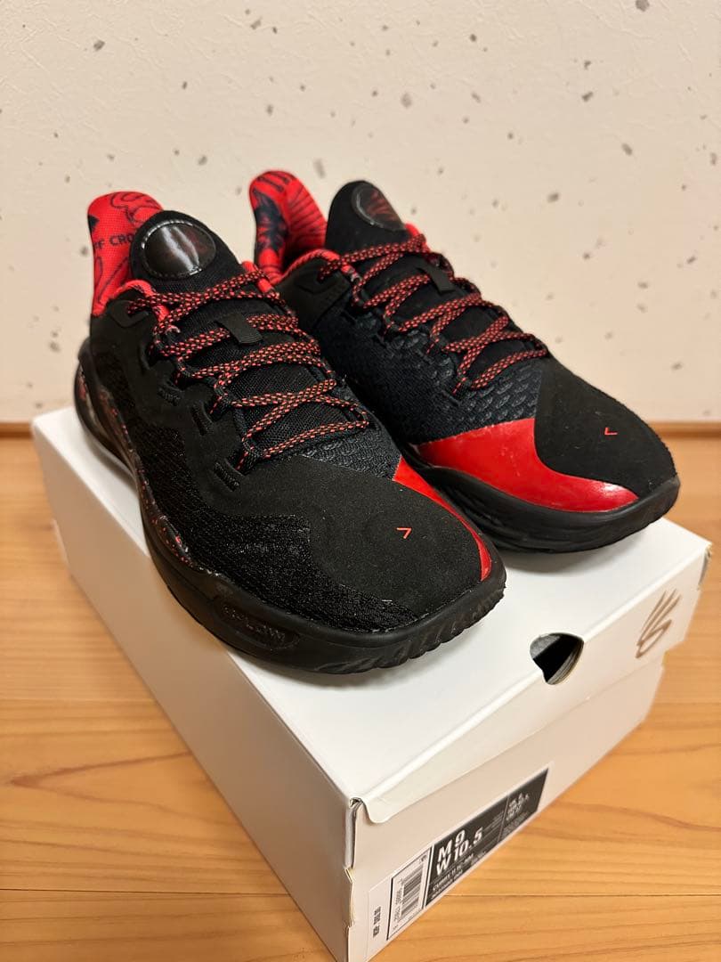 Curry 11 'Tuff Crowd'カリー11 アンダーアーマー