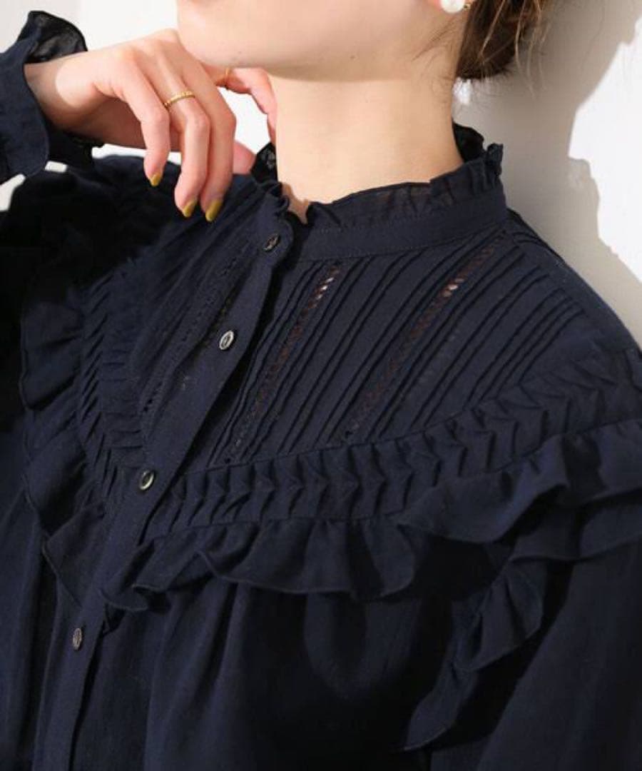 SLOBE IENA ピンタックフリルブラウス