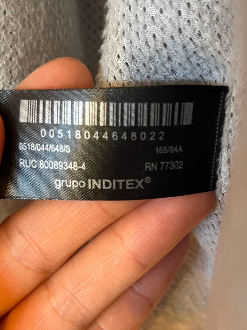 ZARA AND WANDER フード付きパーカ レディース アウター