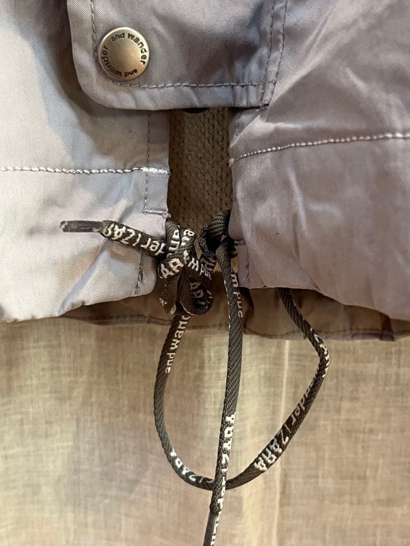 ZARA AND WANDER フード付きパーカ レディース アウター