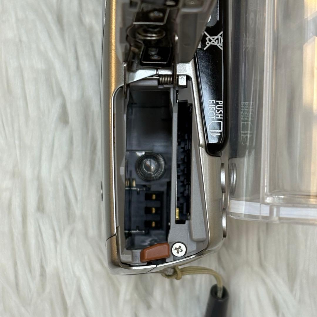 Canon IXY 800IS PC1176 充電器　箱 コンデジ　訳あり