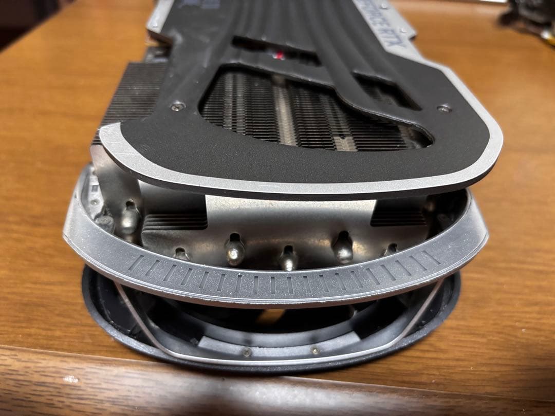 グラフィックボード・グラボ・ビデオカード ZOTAC GeForce RTX 4090 amp airo