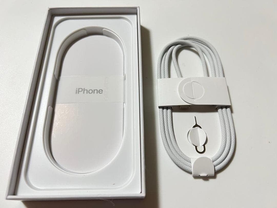 【BT99%美品】Apple iPhone16e 128GB ブラック　US版