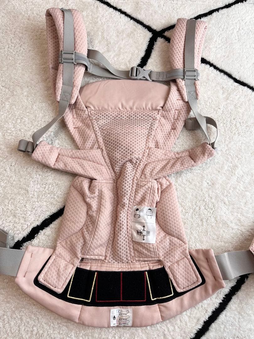 美品　エルゴベビー　 抱っこ紐　 オムニブリーズ　ピンククオーツ