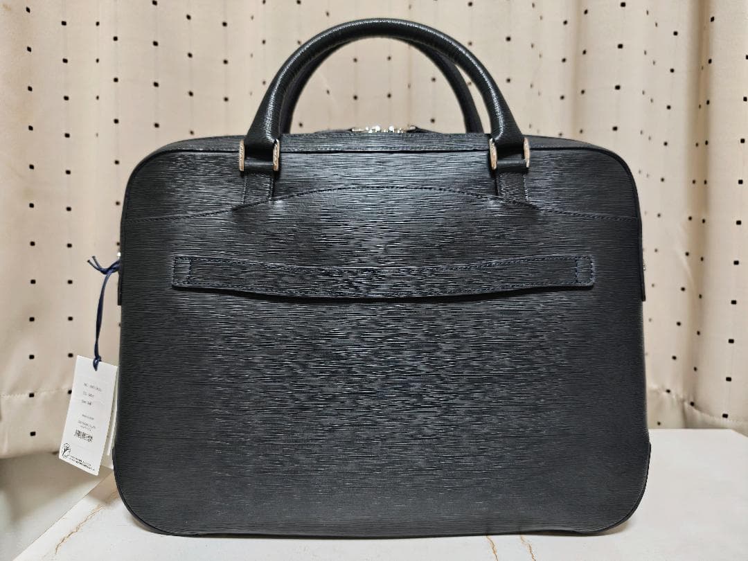 未使用品 ペッレモルビダ 2室タイプ CA202 ブリーフバッグ