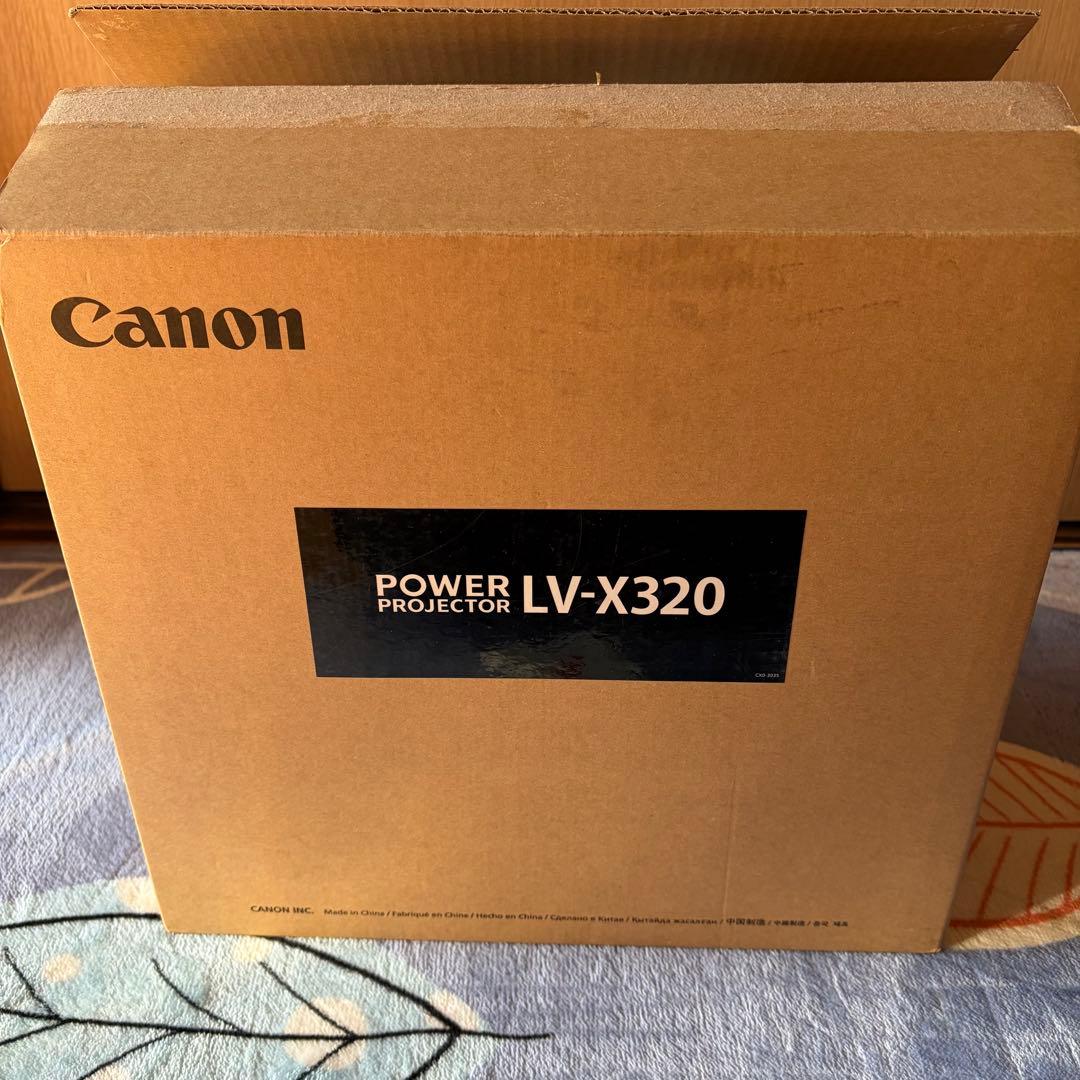 【未使用品】Canonビジネスプロジェクター/ポータブルモデルLV-X320