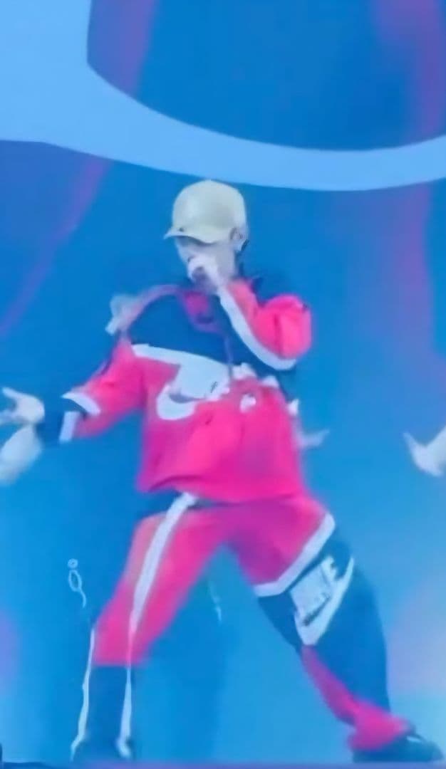 NIKE 山田涼介 RED セット アップ 上下 ビッグ スウッシュ ウーブン