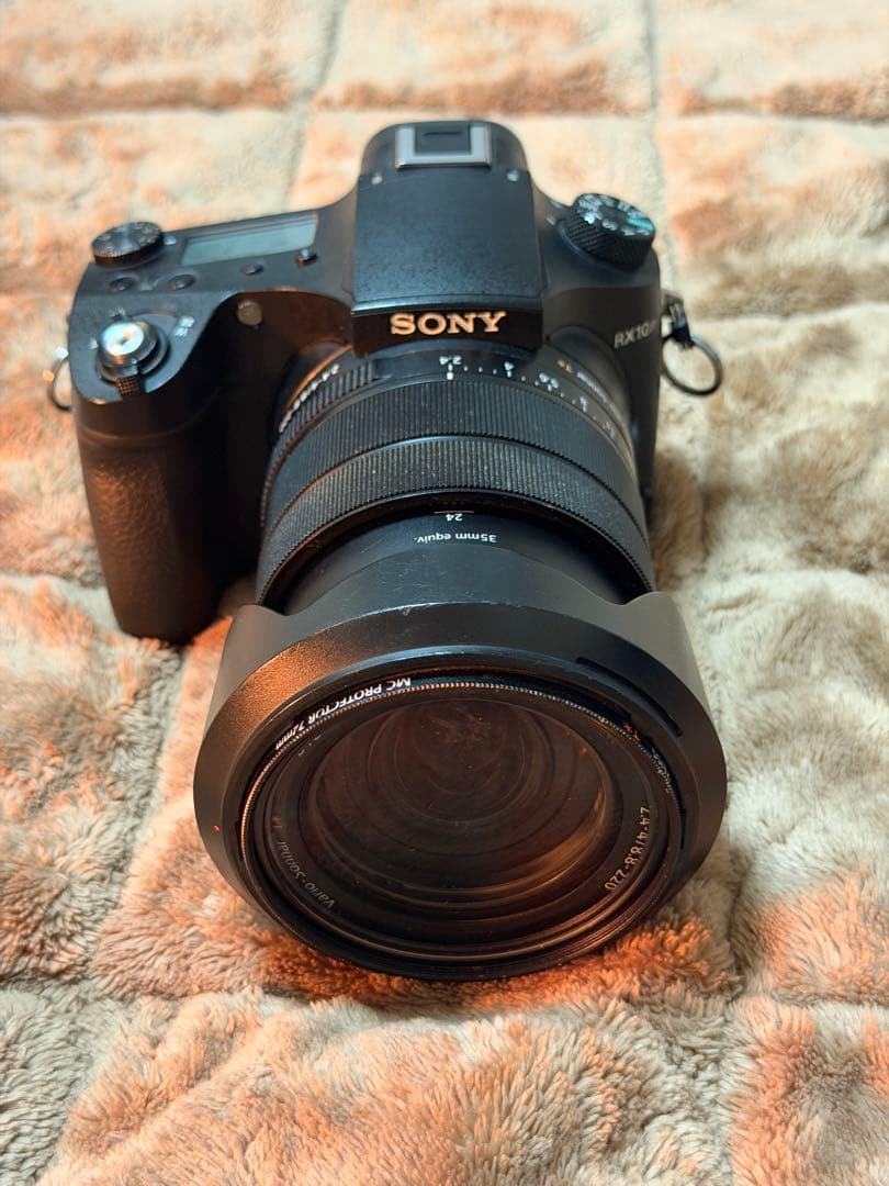 SONY RX10 IV ZEISSレンズ搭載