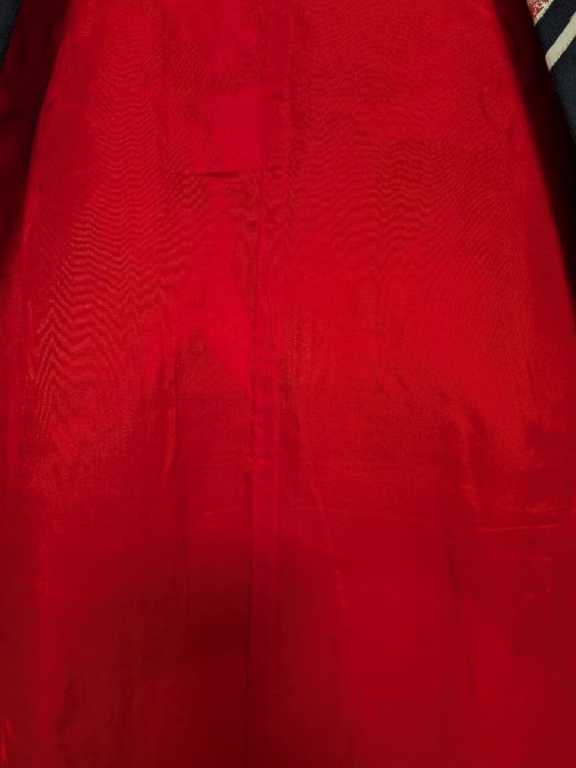 アンティーク黒引き振袖　豪快な松竹梅　＆アンティーク赤振袖長襦袢