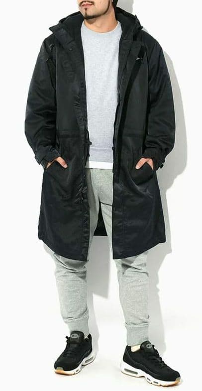 新品ナイキ NIKE スタジアム パーカ 定価31,400円　ベンチコート