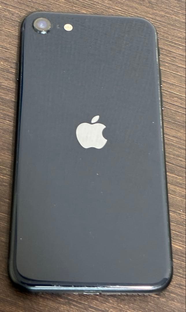 iPhone se3 本体　64GB 　ミッドナイト　ブラック