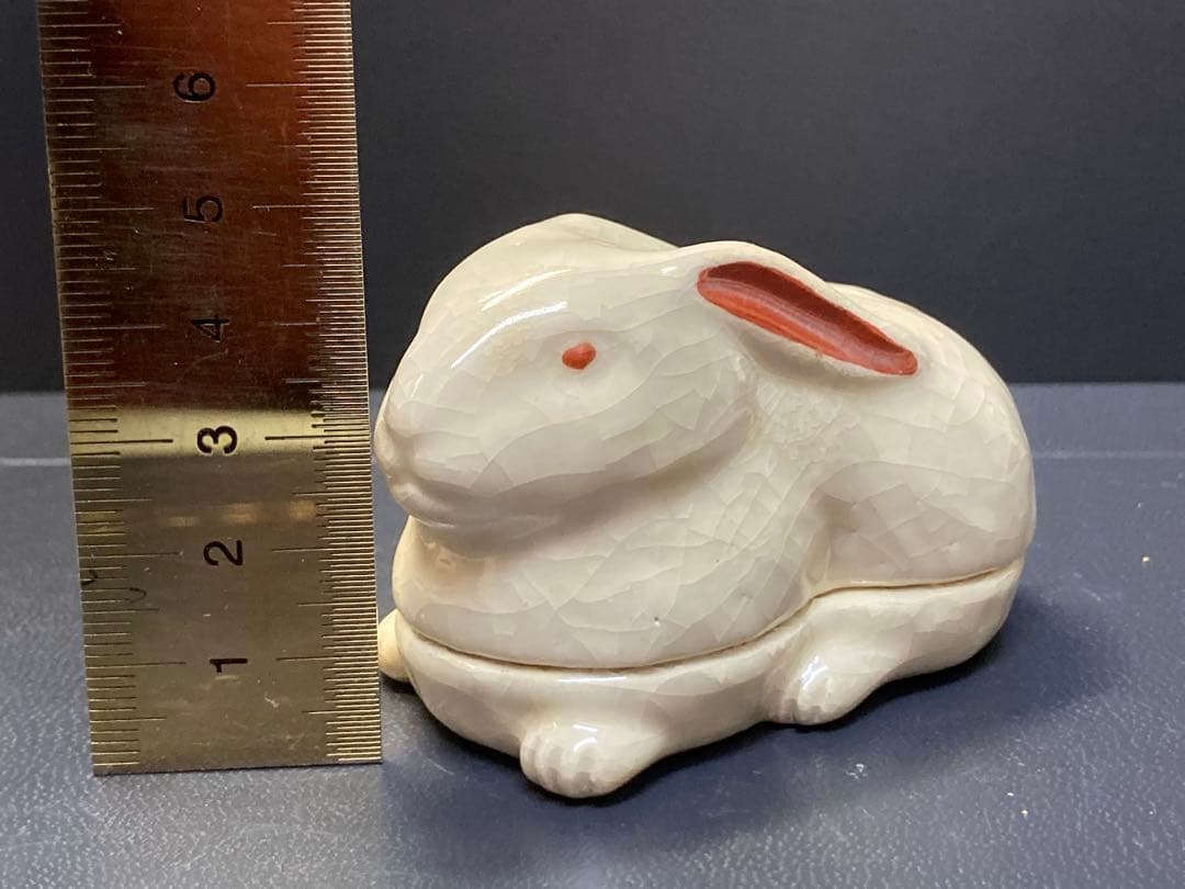 香合　うさぎ　焼き物