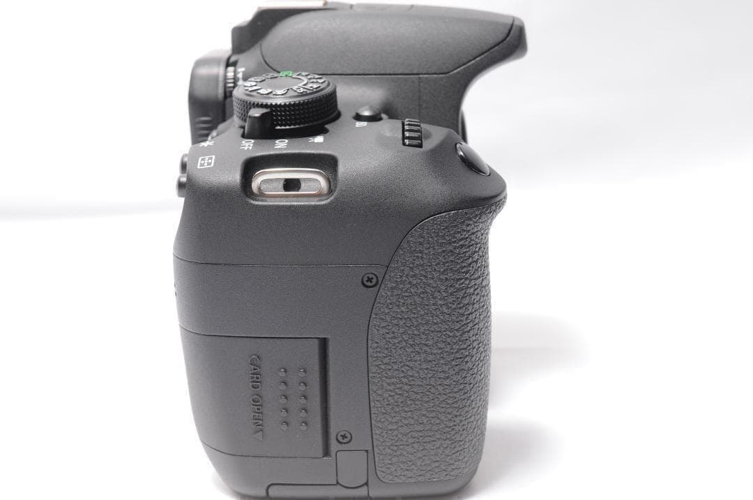 ✨Canon Kiss X7i✨ショット数少❣️スマホ転送❣️自撮り❣️扱い易い❣️美品