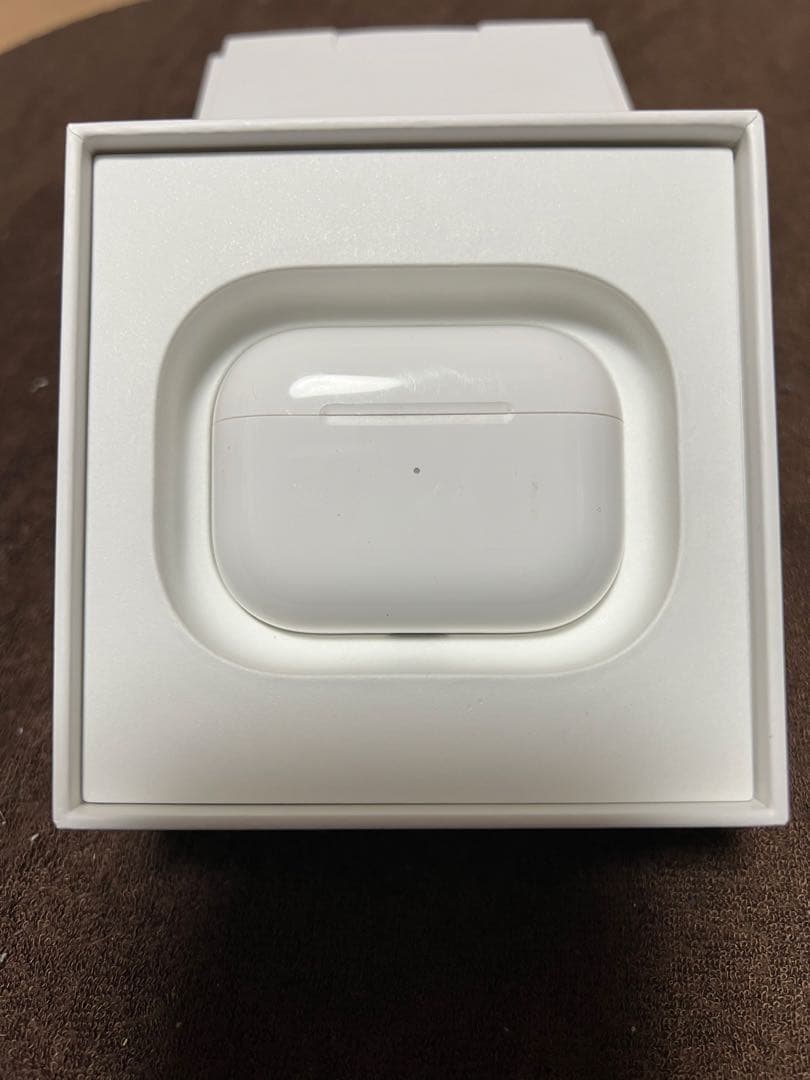 大特価価格！AirPods Pro本体 充電ケース付き