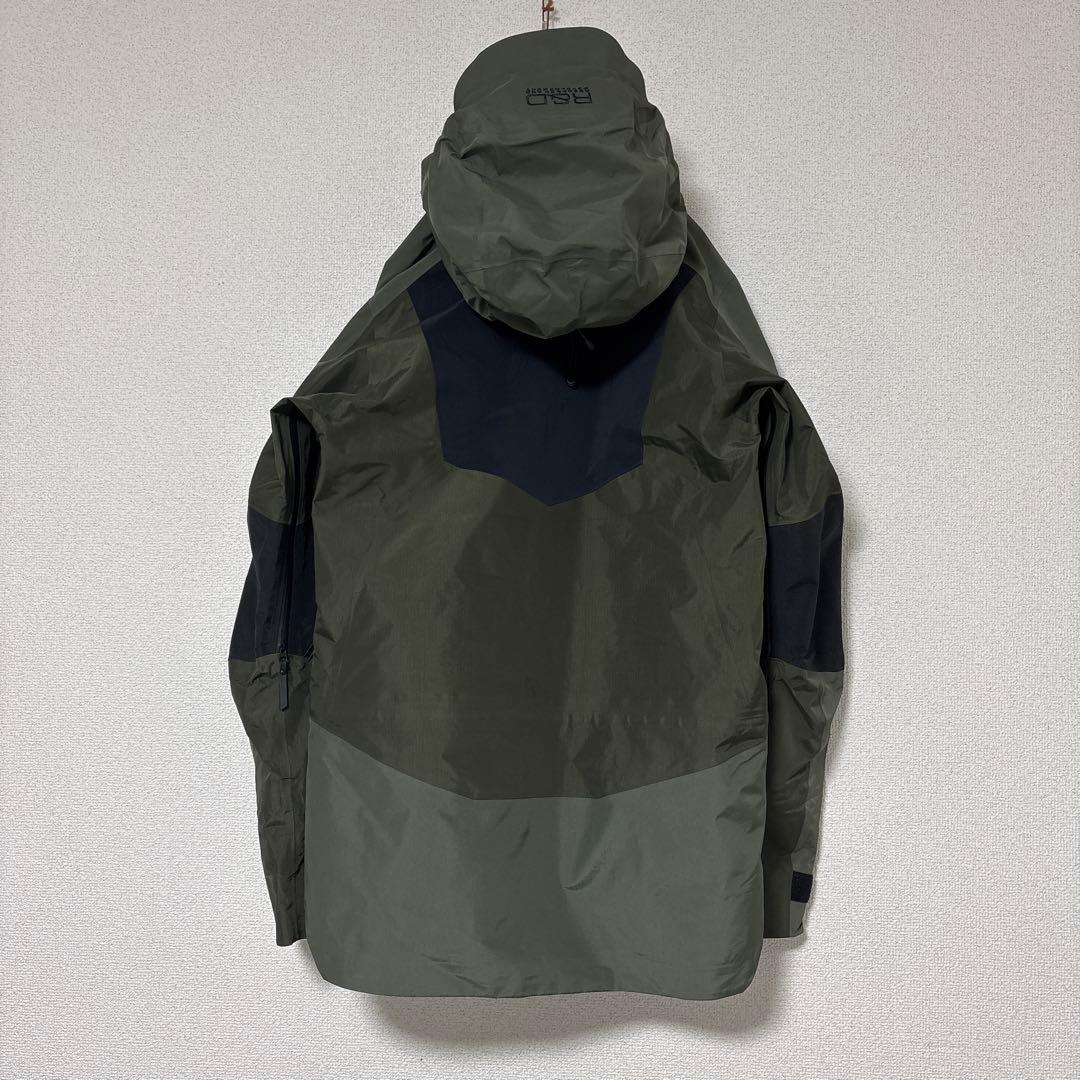 【美品】ピークパフォーマンスバーティカル ゴアテックス プロ　ジャケット
