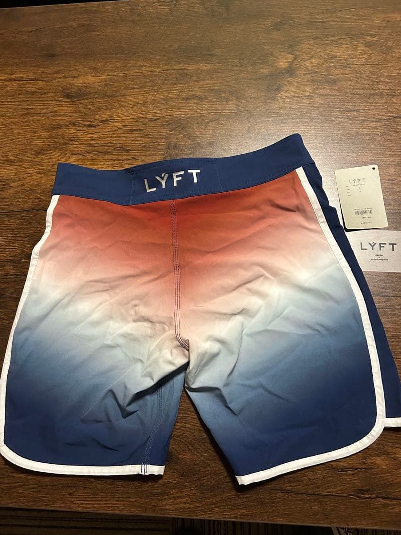 LYFT サーフパンツ sサイズ