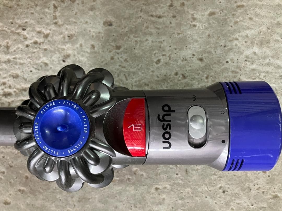 ダイソン 掃除機 コードレスクリーナー V8