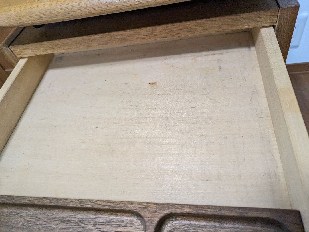 カリモク デスクワゴン 昇降式 バタフライ拡張天板