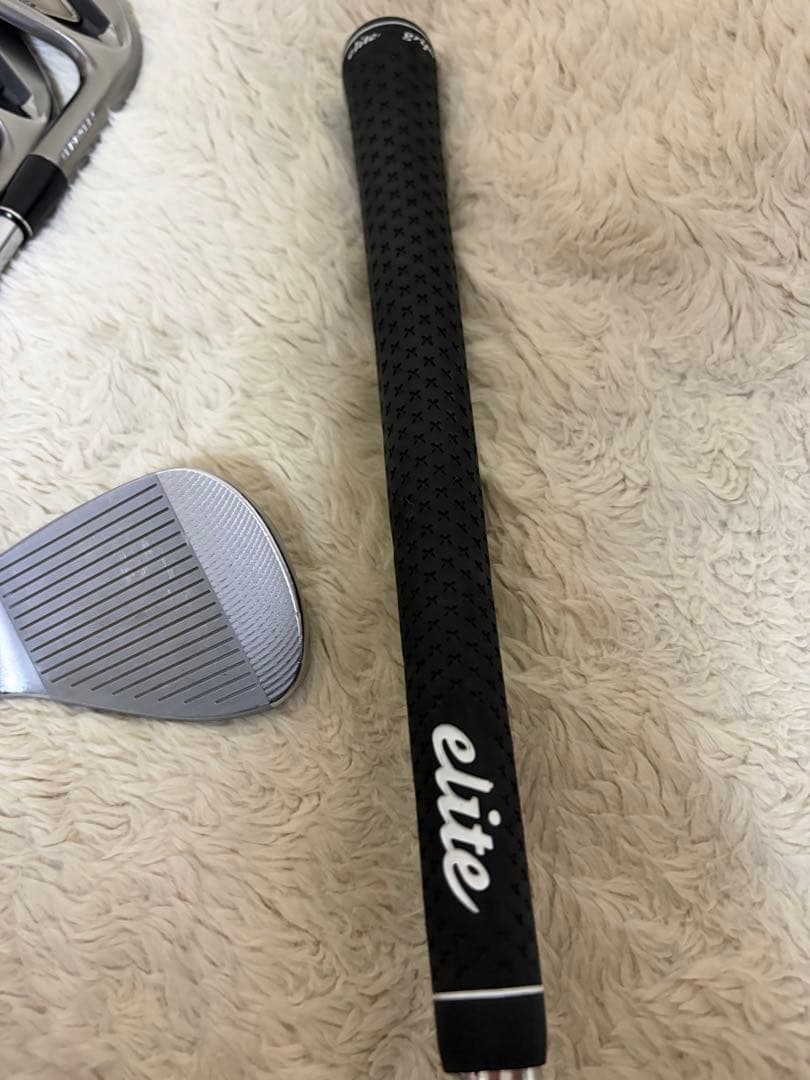 Srixon ZXi5 5〜pブラッククローム　限定モデル