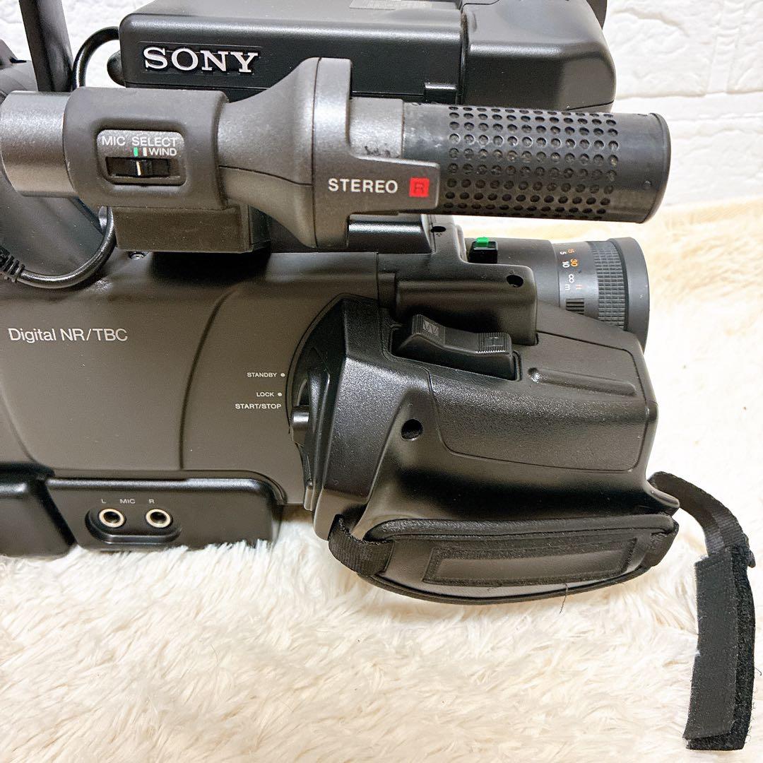 SONY ソニー 8ミリビデオカメラ CCD-V5000　ジャンク 付属品付き