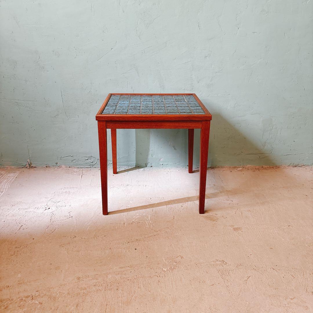 デンマーク　チーク材　タイルトップ　サイドテーブル　北欧家具　北欧ビンテージ