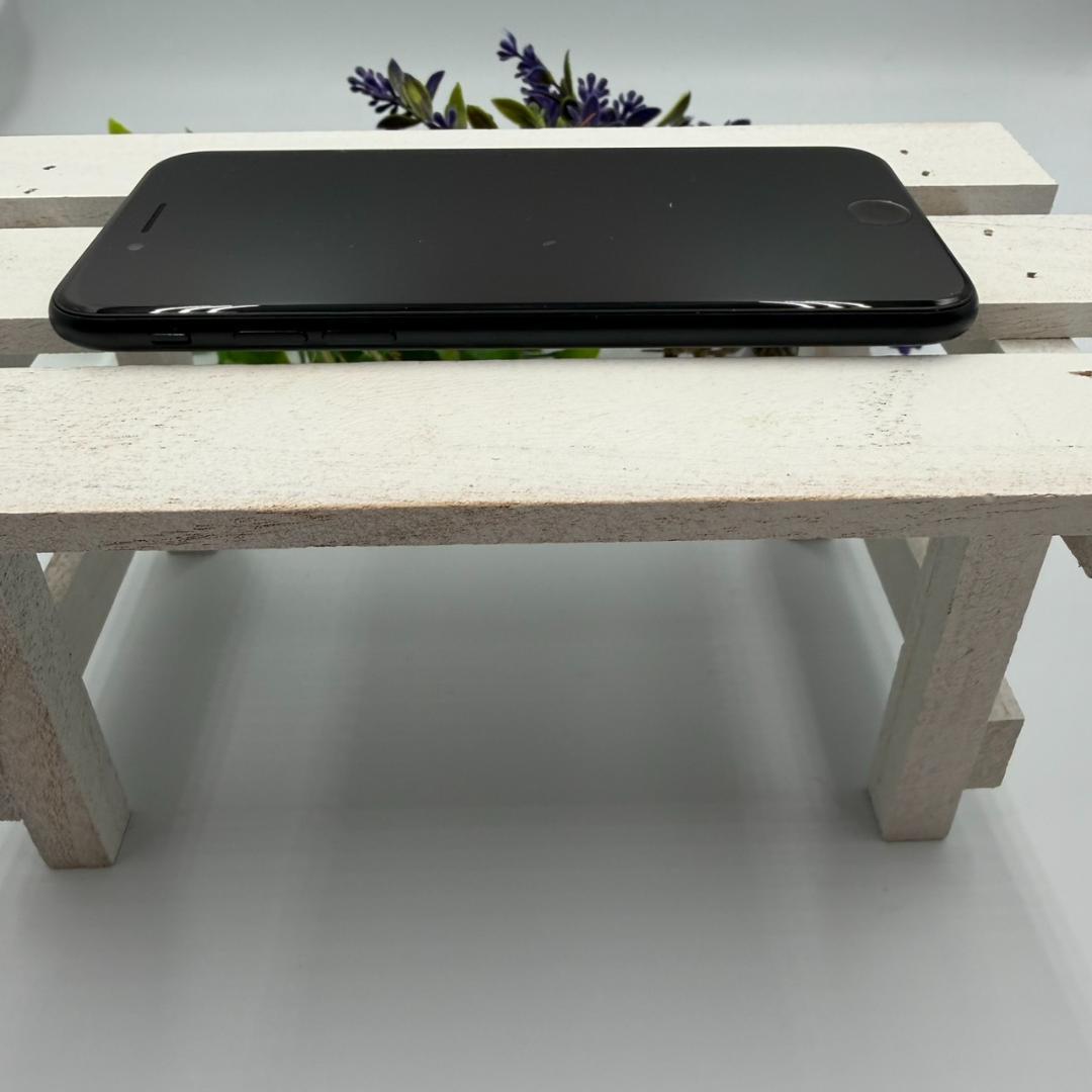 【美品】iPhone SE第3世代 64GB ミッドナイト 370 レッド　2台