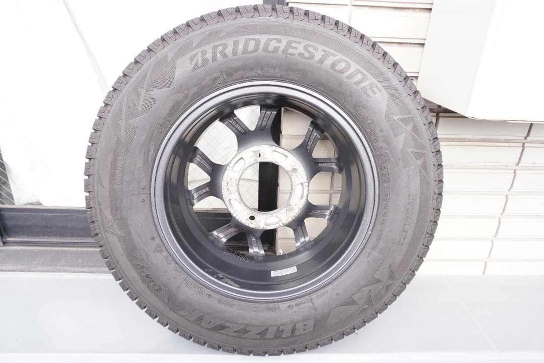 ブリヂストン DM-V2 195/80R15 シエラ スタッドレス ホイール付