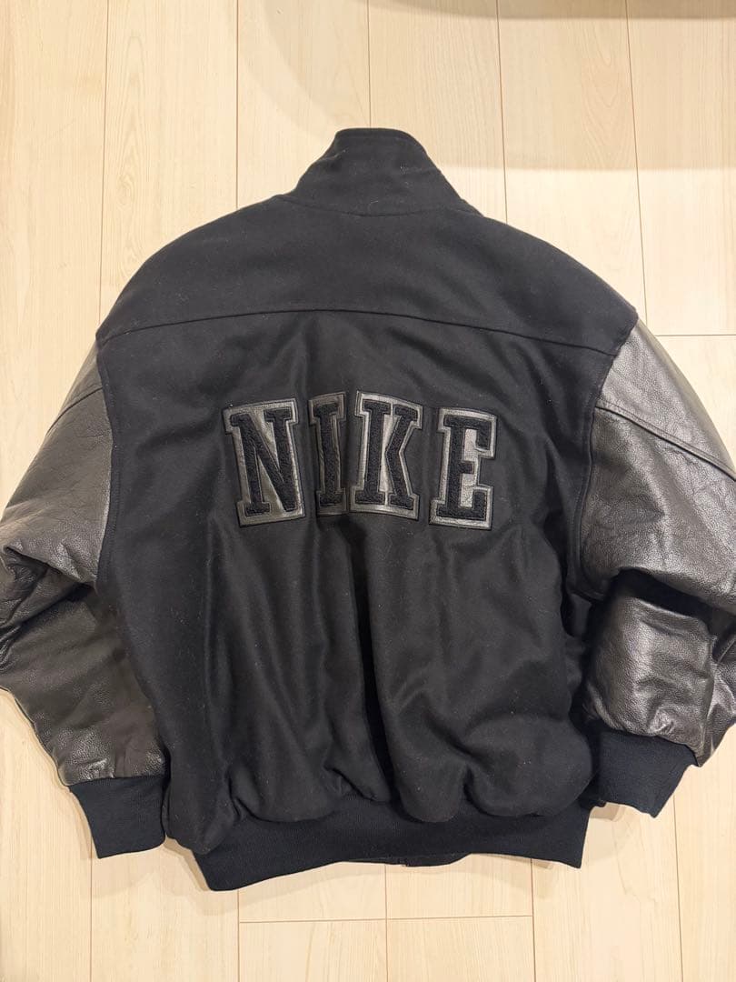 NIKE 90s スタジャン レザー　ジャケット